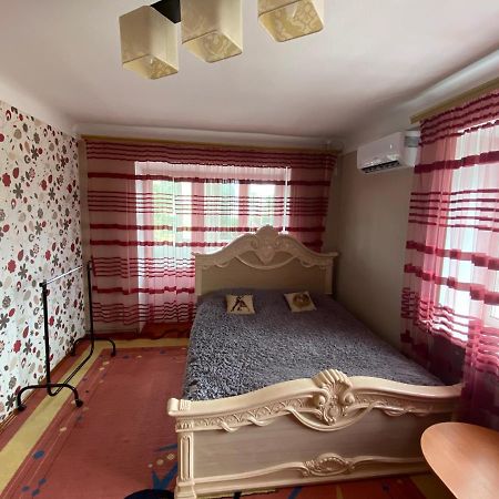 Михайлівська Квартира Zjytomyr Eksteriør billede